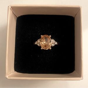 Rose Gold Oval Zircon Ring